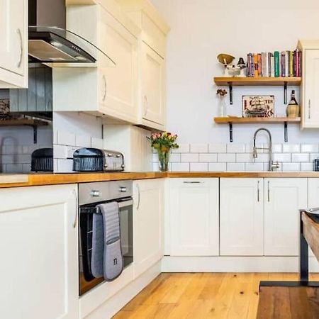Ferienwohnung Number 7 Torquay Stunning Sea Views Exterior foto