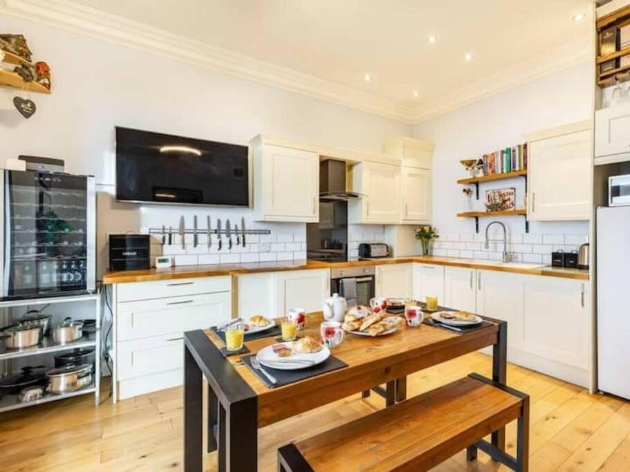 Ferienwohnung Number 7 Torquay Stunning Sea Views Exterior foto