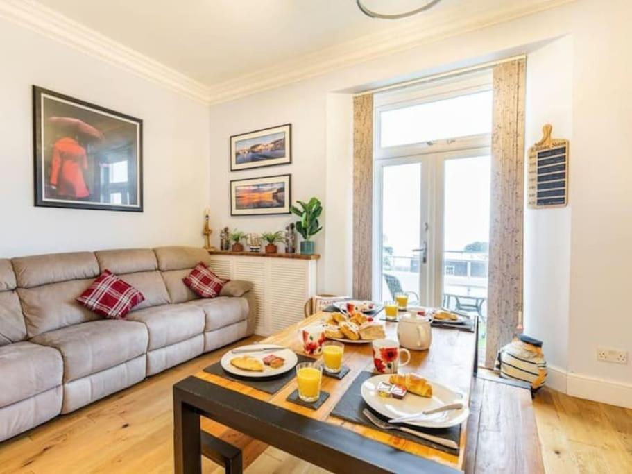Ferienwohnung Number 7 Torquay Stunning Sea Views Exterior foto